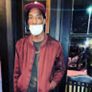 Meet your Posher, Dee